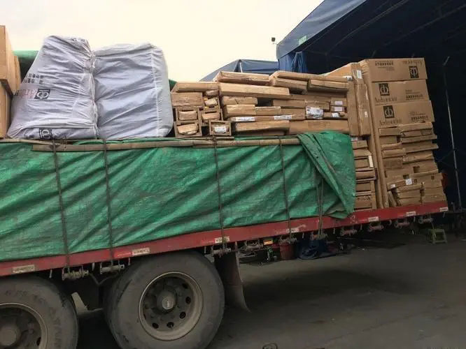 雄关区家具托运